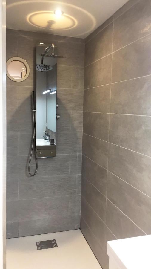 Chaleureux Appartement Au Coeur Du Panier Marsiglia Esterno foto